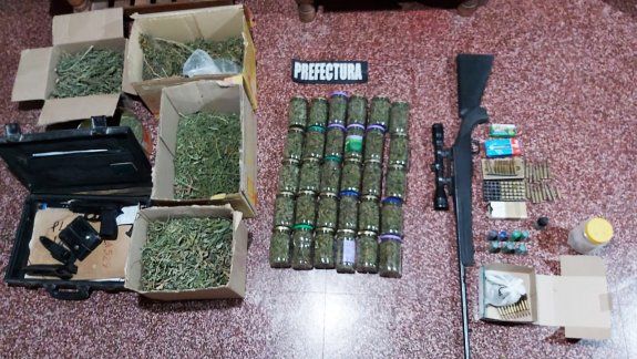 Secuestraron plantas de marihuana y armas en megaoperativo