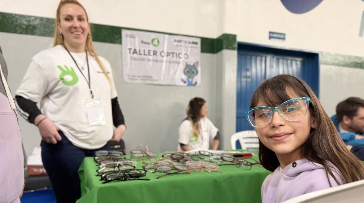 El intendente celebró el éxito del programa Enfocar: Más de 1000 lentes para nuestro chicos