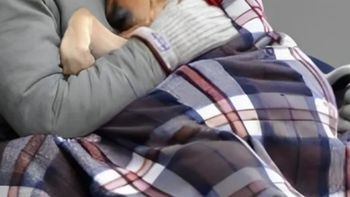 murio de frio en la calle por no dejar solo a su perro: la historia de juan y sultan