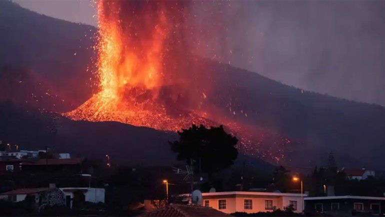 Volcán de La Palma: cómo se ve desde el espacio el avance de la lava