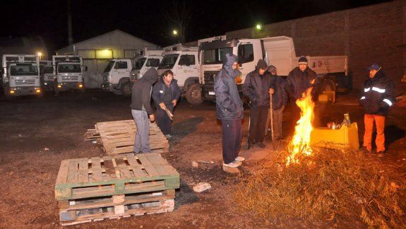 Los obreros municipales han hecho varios reclamos al Ejecutivo local.