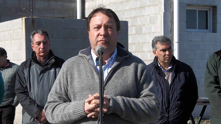 El gobernador inauguró ayer la exposición rural en Viedma.
