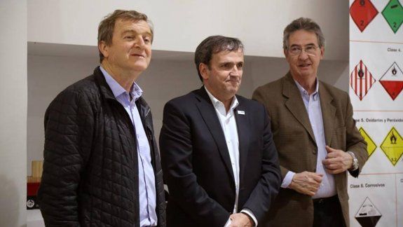 Los empresarios del transporte están en alerta por la crisis del país