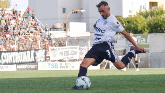Cipolletti va por otra victoria en su debut como visitante: cómo verlo en vivo