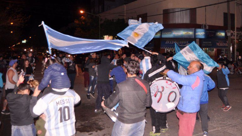 ¡Vamos al Mundial! Los cipoleños festejaron la entrada a Rusia 2018