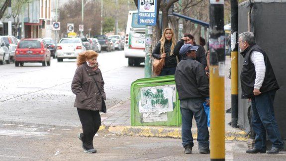 Chaparrones sobre la región este de la Provincia de Río Negro y Chubut. 