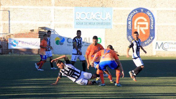 Matías Sosa, uno de los puntos altos en el cierre de la fase regular de Cipolletti.&nbsp;