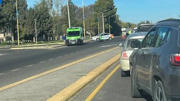 La Ruta 22 en Cipolletti registró un nuevo accidente de tránsito. 