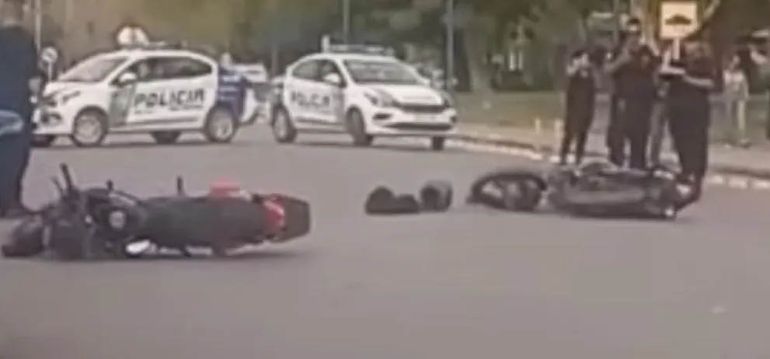 El choque involucró a dos motos y uno de los conductores