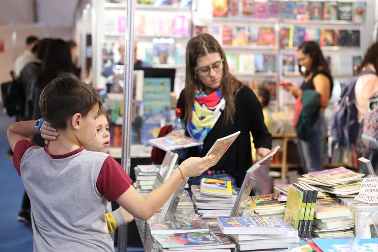 Desde este viernes y por 10 días, inicia la Feria del Libro en Neuquén en el Museo de Bellas Artes.