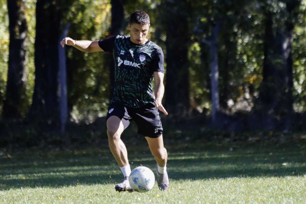 Matías Kucich será titular en el partido de este miércoles a las 20 en La Visera. Fotos: Anahí Cárdena&nbsp;