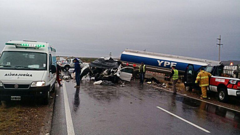 Murieron dos hermanitos en un accidente sobre la Ruta 151