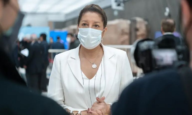 La gobernadora Carreras disertará en el foro de Paraguay