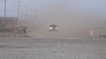 vientos que superarian los 100 km/h y fuertes lluvias: a que zonas afectara la alerta