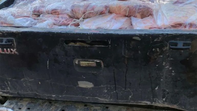 Se trataba de ingreso ilegal de asado proveniente de La Pampa. Se trataba de ingreso ilegal de asado proveniente de La Pampa.