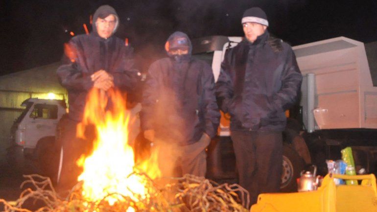 Los municipales mantienen la medida de fuerza en Servicios Públicos.