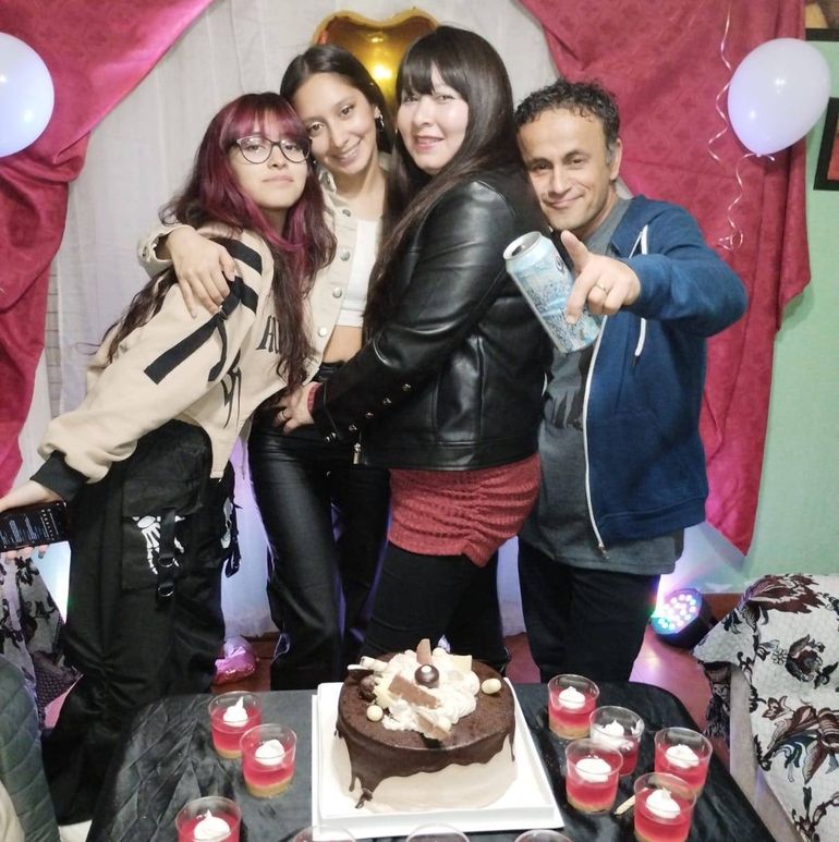 La recordada Lourdes, Brenda, Lea y Henry, juntos para la eternidad