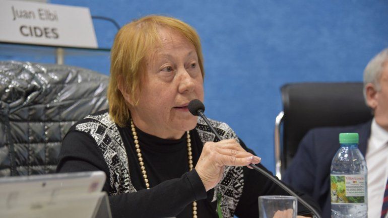 La ex legisladora Marta Milesi trabajo a conciencia, permanentemente, en los temas de actualidad. La ex legisladora Marta Milesi trabajo a conciencia, permanentemente, en los temas de actualidad.