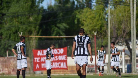 Taborda, que fue suplente en Bahía Blanca, volvería a la ofensiva de Cipo.