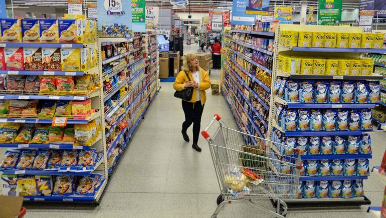 La inflación alcanzó el 4,1% en abril y acumuló 46,3% en el último año