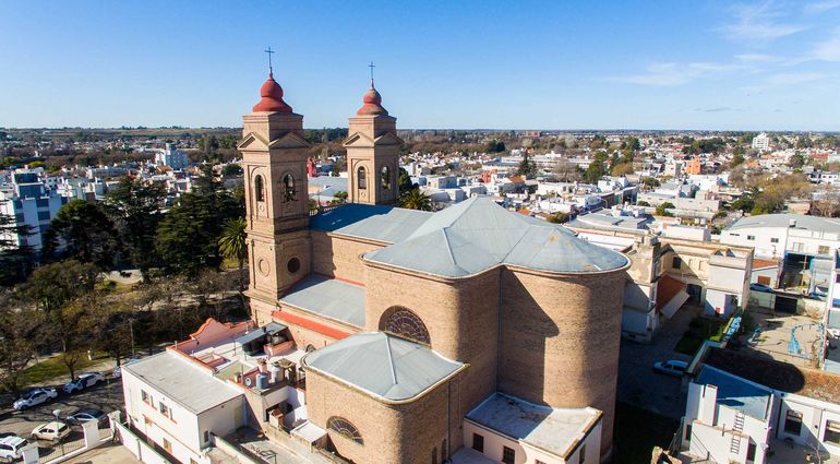 La actividad comercial en Viedma, al igual que en gran parte del país, afronta bajas en las ventas. La actividad comercial en Viedma, al igual que en gran parte del país, afronta bajas en las ventas.
