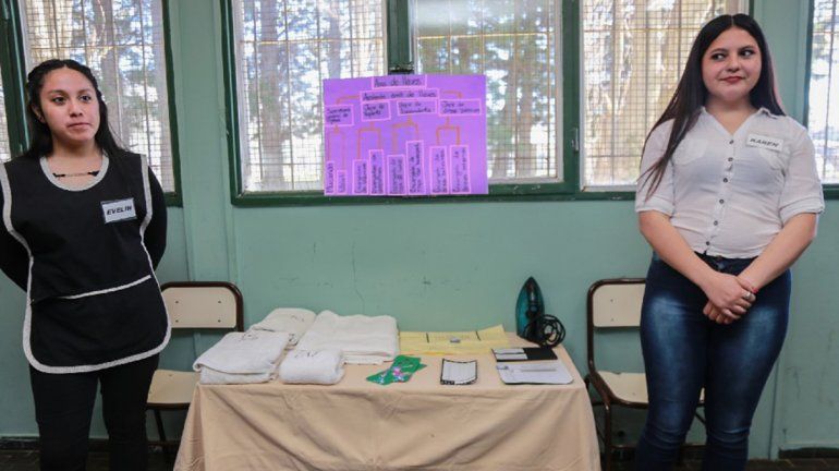 Un secundario de Bariloche se convirtió en hotel por un día