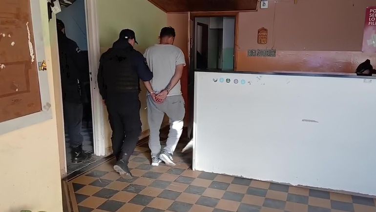 El hombre apodado El 50 fue atrapado como sospechoso de haber entrado a robar a la casa de una docente de Fernández Oro.&nbsp;