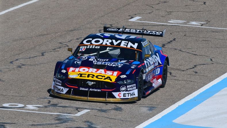 Manu Urcera busca acercarse a la cima del campeonato.
