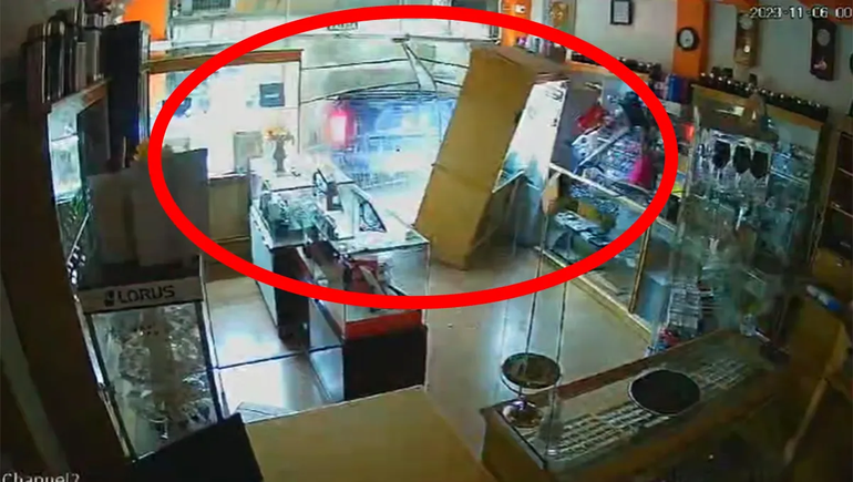 Así se vio desde adentro el espectacular e indignante robo.