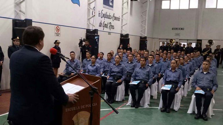 Weretilneck destacó el aumento del número de policías