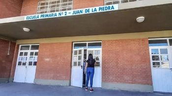 Padres de una escuela primaria pidieron suspender las clases presenciales por amenazas.