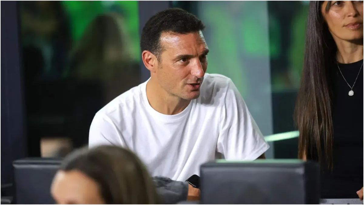 El entrenador de la Selección Argentina, Lionel Scaloni, dio una entrevista en el canal de la AFA. El próximo martes empiezan las Eliminatorias.