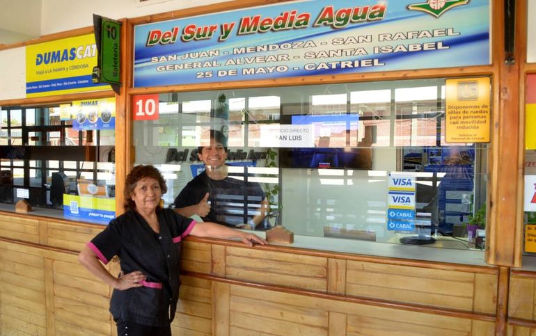 En la boletería donde trabajó tantos años con pasión, compromiso y responsabilidad.