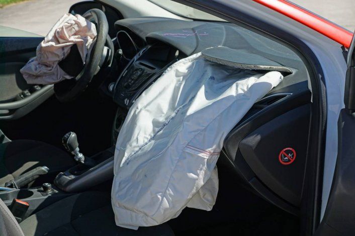 Los airbags son elementos de seguridad claves para reducir el riesgo de lesiones en choques.