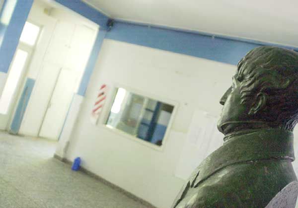 Llega el turno para inicio de clases en el secundario
