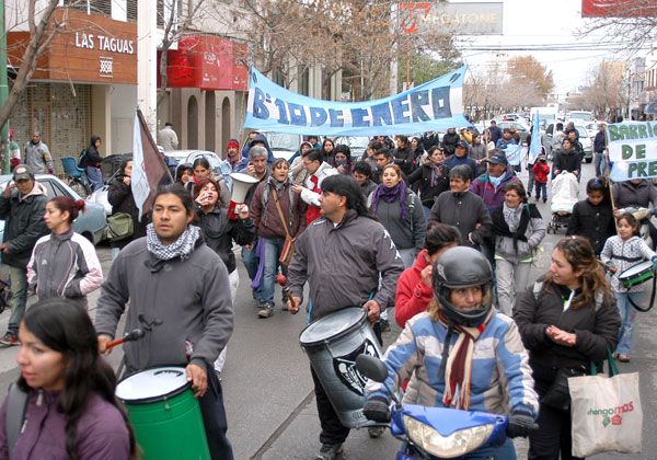 Posturas encontradas antes de reunión por las tomas