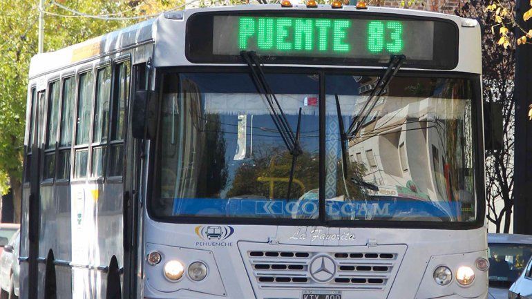 La futura tarifa de los micros locales podría superar los 30 pesos.