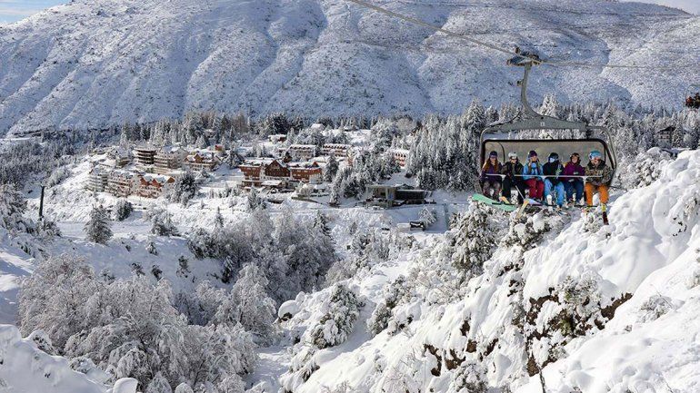 Los turistas gastan unos $3 millones por hora