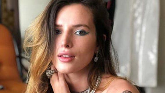 una ex estrella infantil de disney debuto en el cine porno