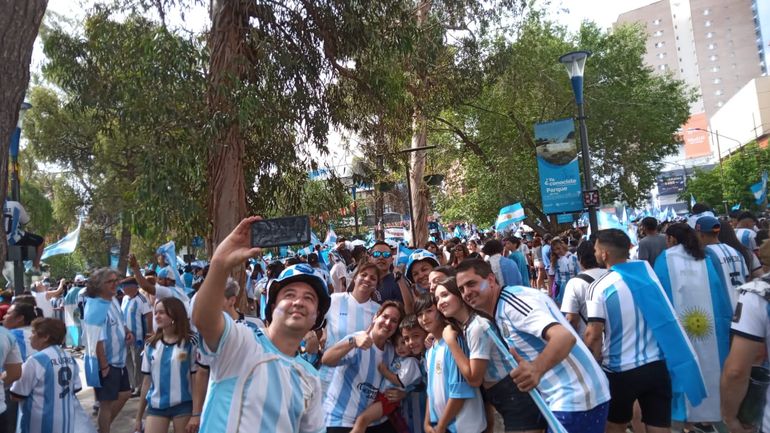 Decretá feriado, el pedido que se hace tendencia en las redes