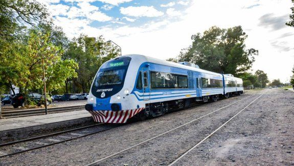 El Tren del Valle habilita WhatsApp para los usuarios