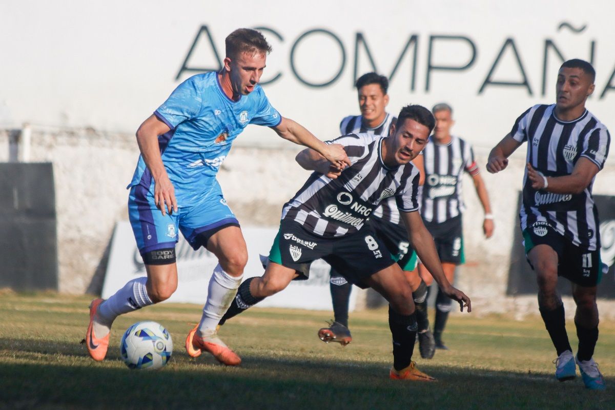 Deportivo Rincón y Cipolletti jugarán en condición de visitante y ambos necesitan la victoria. Foto: archivo Anahí Cárdena&nbsp;