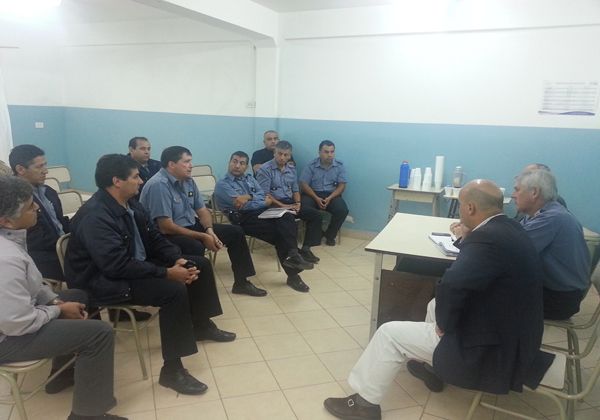 Jefes policiales se hicieron presentes en Cipolletti