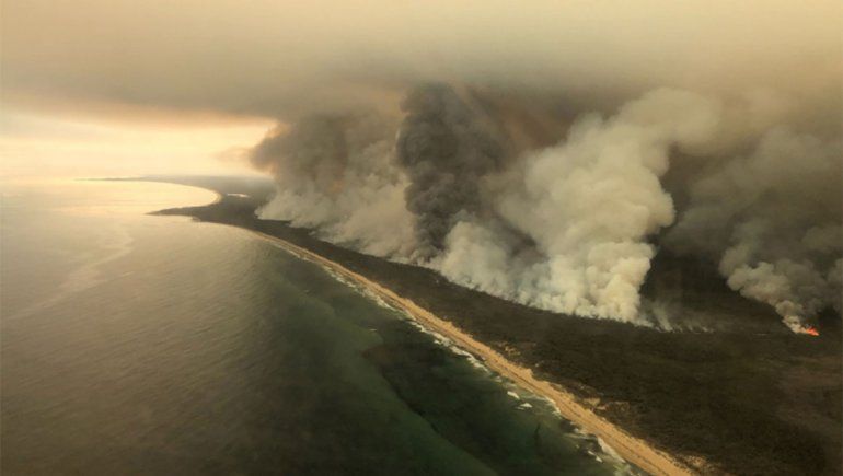 Australia sigue en alerta: llaman a evacuar el sureste del país ante el aumento de la temperatura