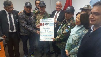 El Comandante Escobar y otros veteranos se entrevistaron con autoridades peruanas y de la embajada argentina.