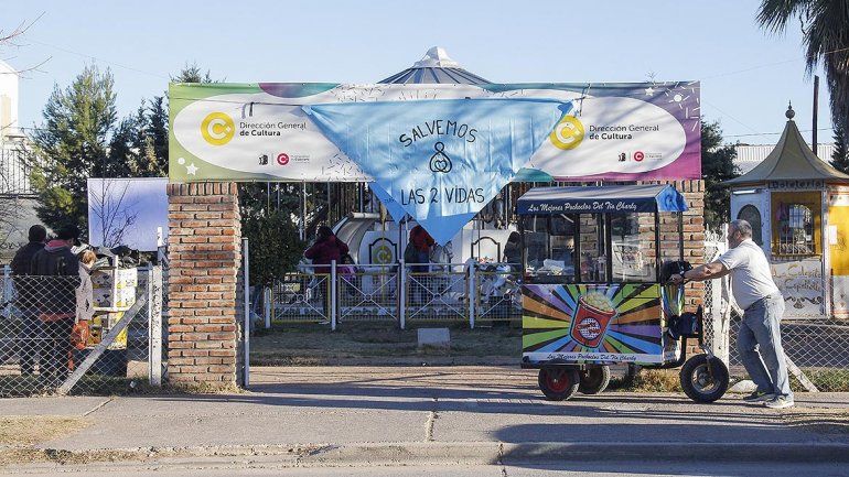 La chocolatada provida tuvo muy poca participación