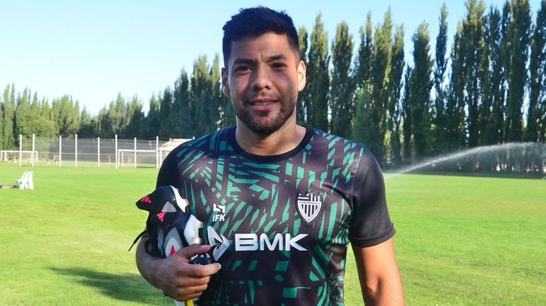 Lucas Mellado ya entrena con Cipolletti. Foto: gentileza Corazón Albinegro