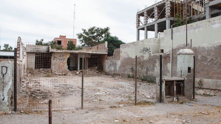 Barrio San Pablo: limpian y cercan un aguantadero