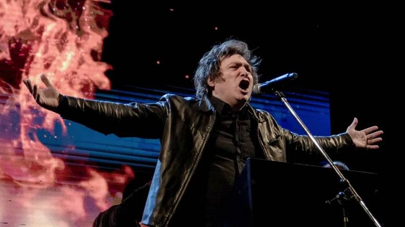Javier Milei lanzó la campaña bonaerense de La Libertad Avanza en La Plata con criticas a Axel Kicillof