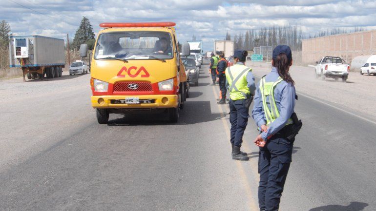 El puesto caminero en el acceso a la isla Jordán sirve para la prevención.
